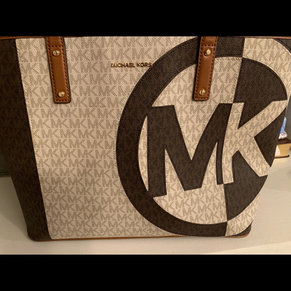 Mk bag great condition